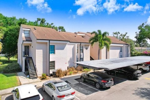 Condo in Tampa, Florida, 2 bedrooms № 2239490 - photo 2