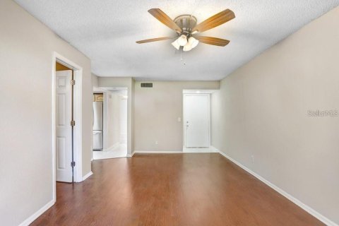 Condo in Tampa, Florida, 2 bedrooms № 2239490 - photo 5