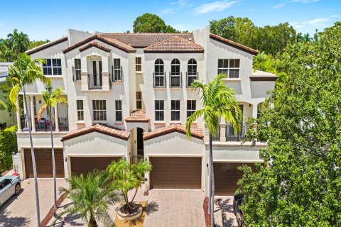 Touwnhouse à Fort Lauderdale, Floride 4 chambres, 299.15 m2 № 2315446