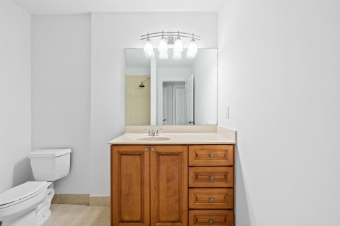 Townhouse in Fort Lauderdale, Florida 4 bedrooms, 299.15 sq.m. № 2315446 - photo 28