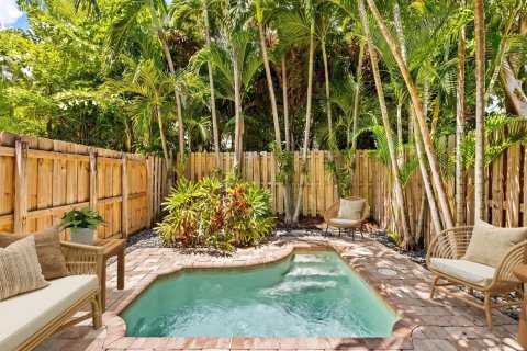 Townhouse in Fort Lauderdale, Florida 4 bedrooms, 299.15 sq.m. № 2315446 - photo 2