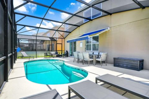 House in Davenport, Florida 5 bedrooms, 292.64 sq.m. № 1744695 - photo 8