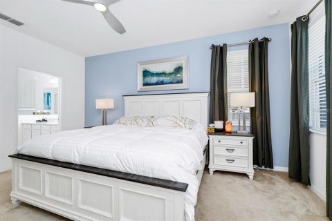 House in Davenport, Florida 5 bedrooms, 292.64 sq.m. № 1744695 - photo 29