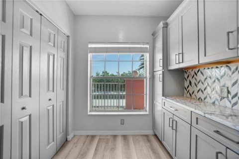 Condo in Punta Gorda, Florida, 2 bedrooms  № 1651707 - photo 9
