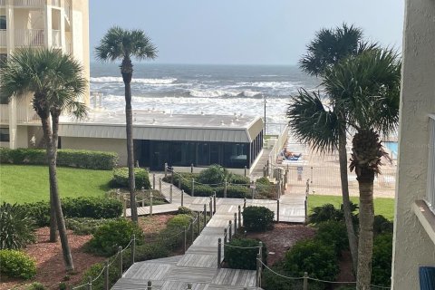 Condominio en alquiler en New Smyrna Beach, Florida, 2 dormitorios, 73.21 m2 № 931194 - foto 10