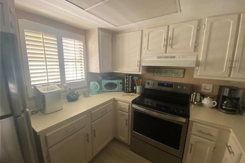 Condominio en alquiler en New Smyrna Beach, Florida, 2 dormitorios, 73.21 m2 № 931194 - foto 4