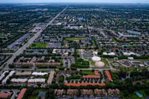 Propiedad comercial en venta en Davie, Florida № 1715107 - foto 8