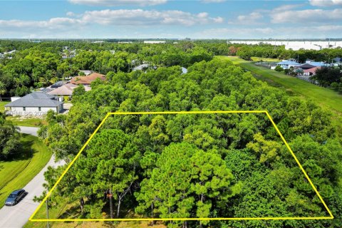 House in Port St. Lucie, Florida № 2003071 - photo 29