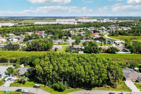 House in Port St. Lucie, Florida № 2003071 - photo 2