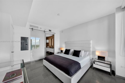 Купить кондоминиум в Майами, Флорида 1 спальня, 75.25м2, № 2089431 - фото 12