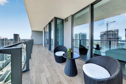 Купить кондоминиум в Майами, Флорида 1 спальня, 75.25м2, № 2089431 - фото 2