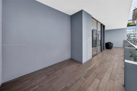 Купить кондоминиум в Майами, Флорида 1 спальня, 75.25м2, № 2089431 - фото 25