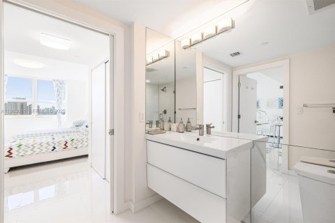 Condominio en alquiler en Aventura, Florida, 2 dormitorios, 109.16 m2 № 1991863 - foto 20