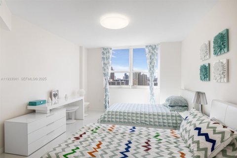 Condominio en alquiler en Aventura, Florida, 2 dormitorios, 109.16 m2 № 1991863 - foto 18