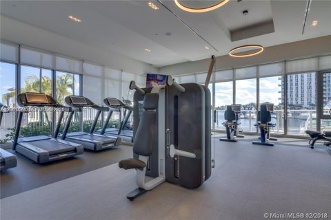 Copropriété à louer à North Miami Beach, Floride: 2 chambres, 161.28 m2 № 2171447 - photo 12