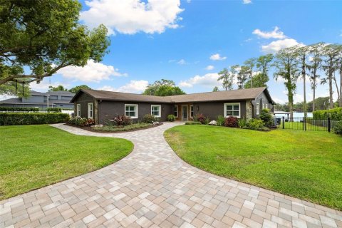 House in Odessa, Florida 4 bedrooms, 273.88 sq.m. № 2151456 - photo 25