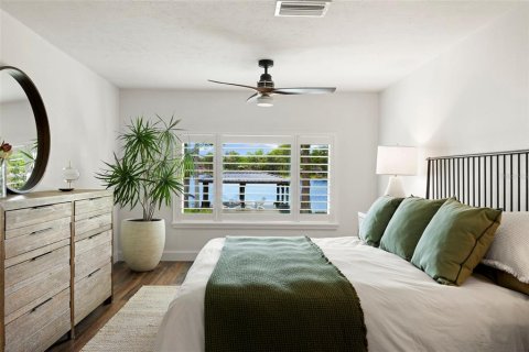 House in Odessa, Florida 4 bedrooms, 273.88 sq.m. № 2151456 - photo 20