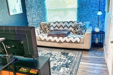 Apartamento en alquiler en Orlando, Florida, 1 dormitorio, 61.5 m2 № 1915965 - foto 2