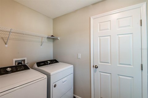 Casa en venta en Winter Haven, Florida, 3 dormitorios, 150.04 m2 № 1911469 - foto 16