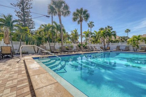 Condo in Sarasota, Florida, 1 bedroom  № 2302470 - photo 15
