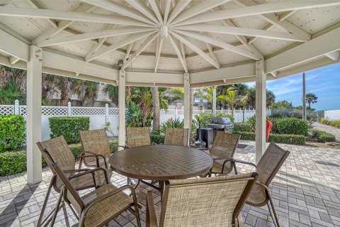 Condo in Sarasota, Florida, 1 bedroom  № 2302470 - photo 30