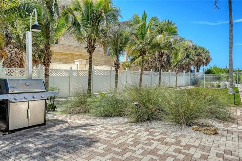 Condo in Sarasota, Florida, 1 bedroom  № 2302470 - photo 21
