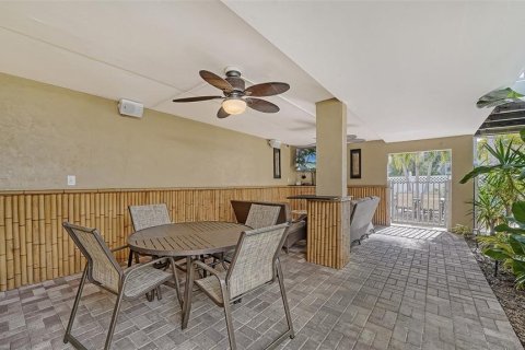 Condo in Sarasota, Florida, 1 bedroom  № 2302470 - photo 27