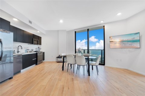 Copropriété à vendre à Miami, Floride: 2 chambres, 91.32 m2 № 1982175 - photo 8