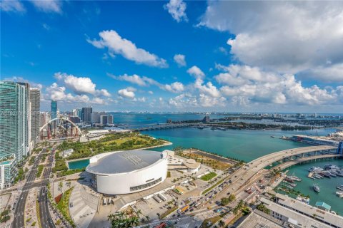 Copropriété à vendre à Miami, Floride: 2 chambres, 91.32 m2 № 1982175 - photo 26