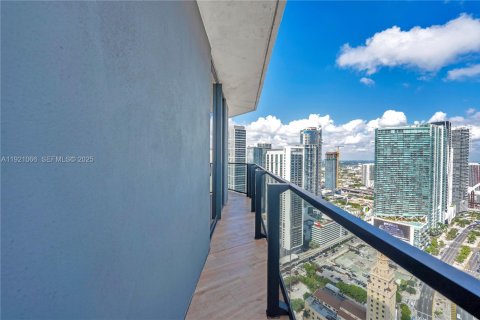 Copropriété à vendre à Miami, Floride: 2 chambres, 91.32 m2 № 1982175 - photo 20