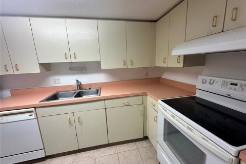 Copropriété à louer à Ocala, Floride: 2 chambres, 82.22 m2 № 2398864 - photo 3