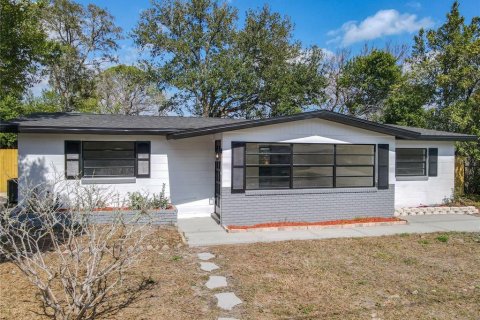 Casa en venta en Daytona Beach, Florida, 3 dormitorios, 159.88 m2 № 1721978 - foto 1