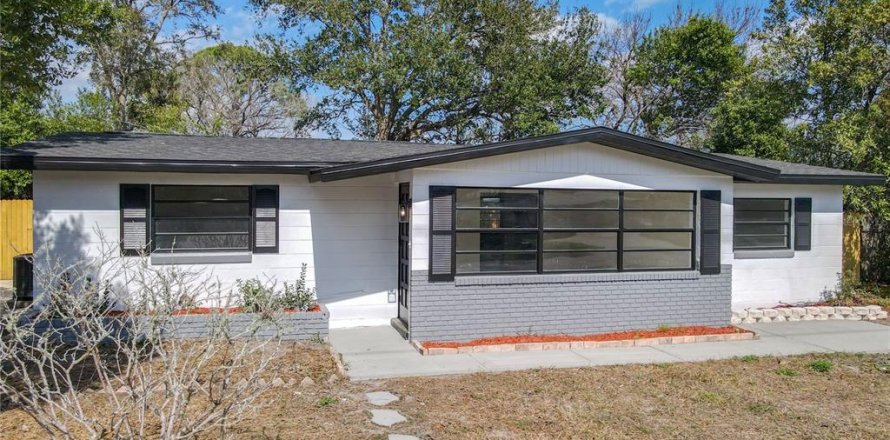 Casa en Daytona Beach, Florida 3 dormitorios, 159.88 m2 № 1721978