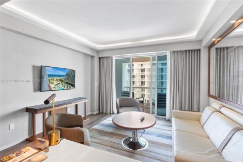 Condominio en venta en Fort Lauderdale, Florida, 1 dormitorio, 53.79 m2 № 1830732 - foto 10