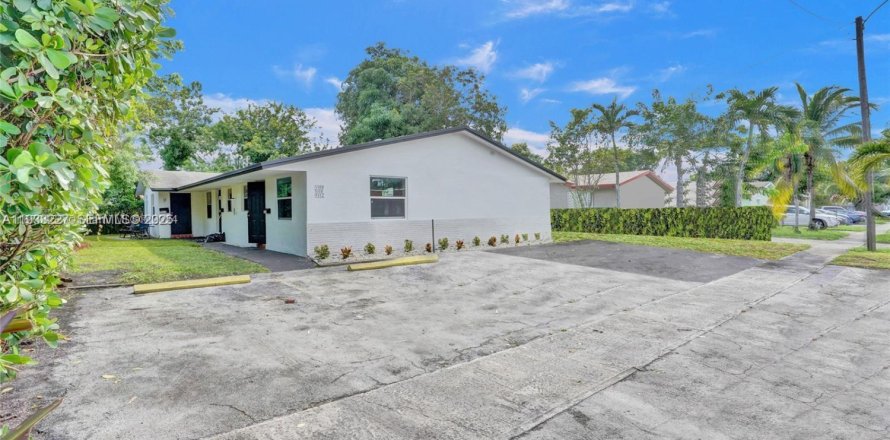 Apartamento en Lauderhill, Florida 2 dormitorios, 60.2 m2 № 1991082