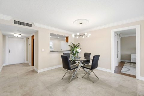 Condo in Boca Raton, Florida, 2 bedrooms  № 2191980 - photo 8