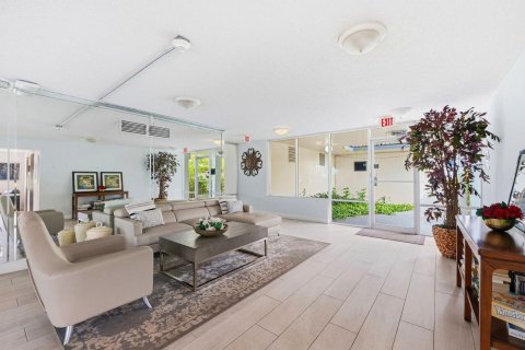 Condo in Boca Raton, Florida, 2 bedrooms  № 2191980 - photo 2