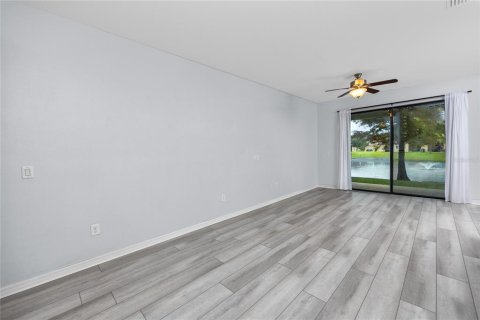 Adosado en alquiler en Clearwater, Florida, 2 dormitorios, 134.15 m2 № 1915836 - foto 4