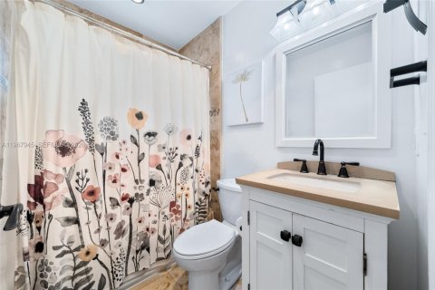 Casa en venta en Miami, Florida, 3 dormitorios, 134.99 m2 № 2029912 - foto 24