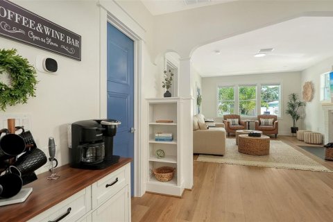 Casa en venta en Sarasota, Florida, 3 dormitorios, 165.27 m2 № 2386006 - foto 10