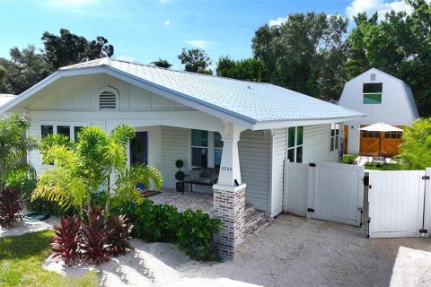 Casa en Sarasota, Florida 3 dormitorios, 165.27 m2 № 2386006