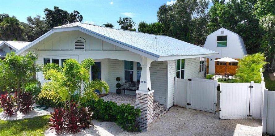 Casa en Sarasota, Florida 3 dormitorios, 165.27 m2 № 2386006