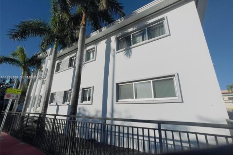 Casa en alquiler en Miami Beach, Florida № 2019355 - foto 9