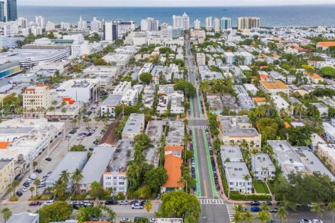 Villa ou maison à vendre à Miami Beach, Floride: 1 chambre, 60.85 m2 № 2303846 - photo 19