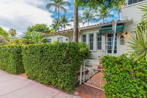 Villa ou maison à vendre à Miami Beach, Floride: 1 chambre, 60.85 m2 № 2303846 - photo 18