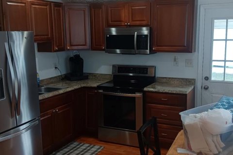 House in Saint Petersburg, Florida 1 bedroom, 57.23 sq.m. № 1915105 - photo 18