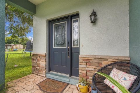 Villa ou maison à vendre à Dade City, Floride: 3 chambres, 191.56 m2 № 2410081 - photo 2