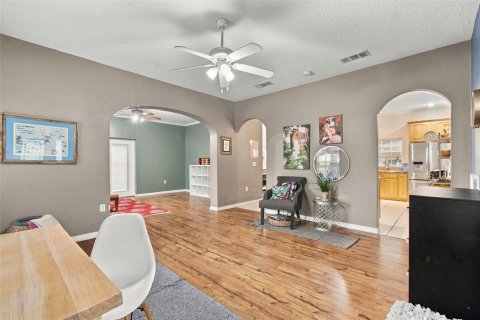 Villa ou maison à vendre à Dade City, Floride: 3 chambres, 191.56 m2 № 2410081 - photo 5