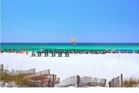 Condominio en venta en Destin, Florida, 1 dormitorio, 66.8 m2 № 559705 - foto 1