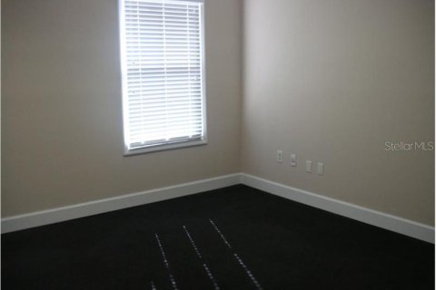 Immobilier commercial à louer à Tampa, Floride: 1731.33 m2 № 2298602 - photo 18